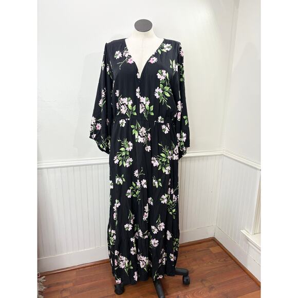 Torrid Plus Size 6X Maxi Challis Tiered V-Neck Dress Floral Boho Pockets Black - Picture 12 of 12